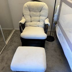 Glider Rocking Chair with Ottoman – Excellent Condition