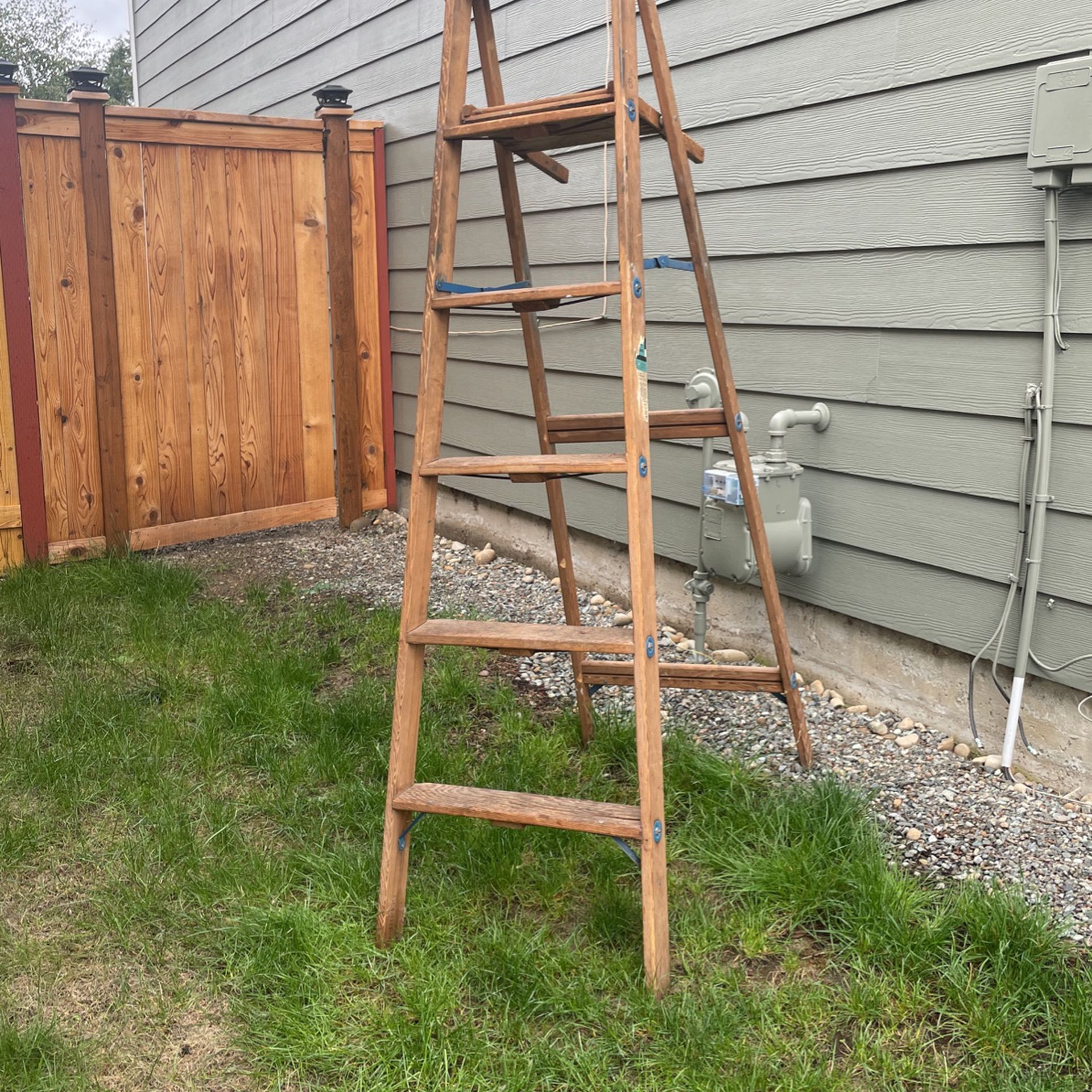 Wood Ladder 