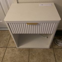 Nightstand 