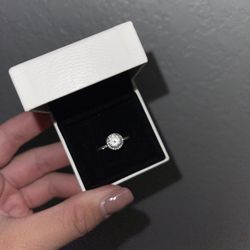 Pandora Ring