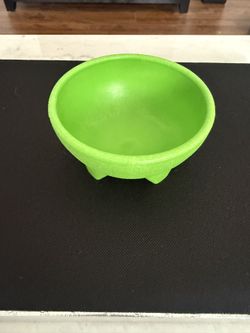 Plastic Salsa/Guacomole Bowl