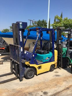 Komatsu 3000lbs capacity forklift for sale