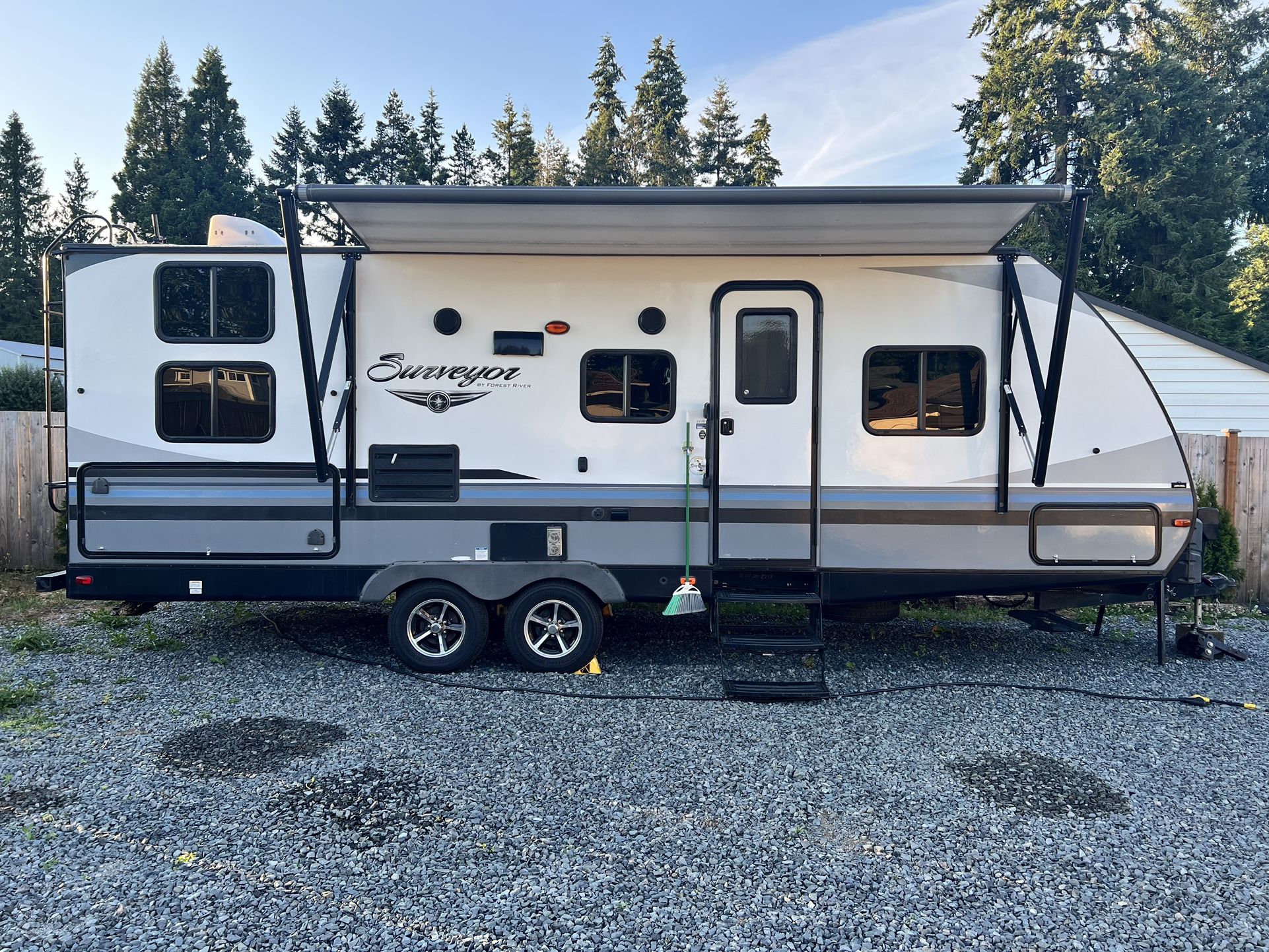 2018 Forest River Surveyor 245BHS