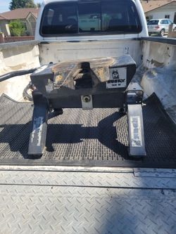 Husky 5th wheel hitch