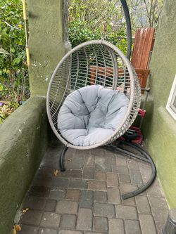 Silla colgante usada