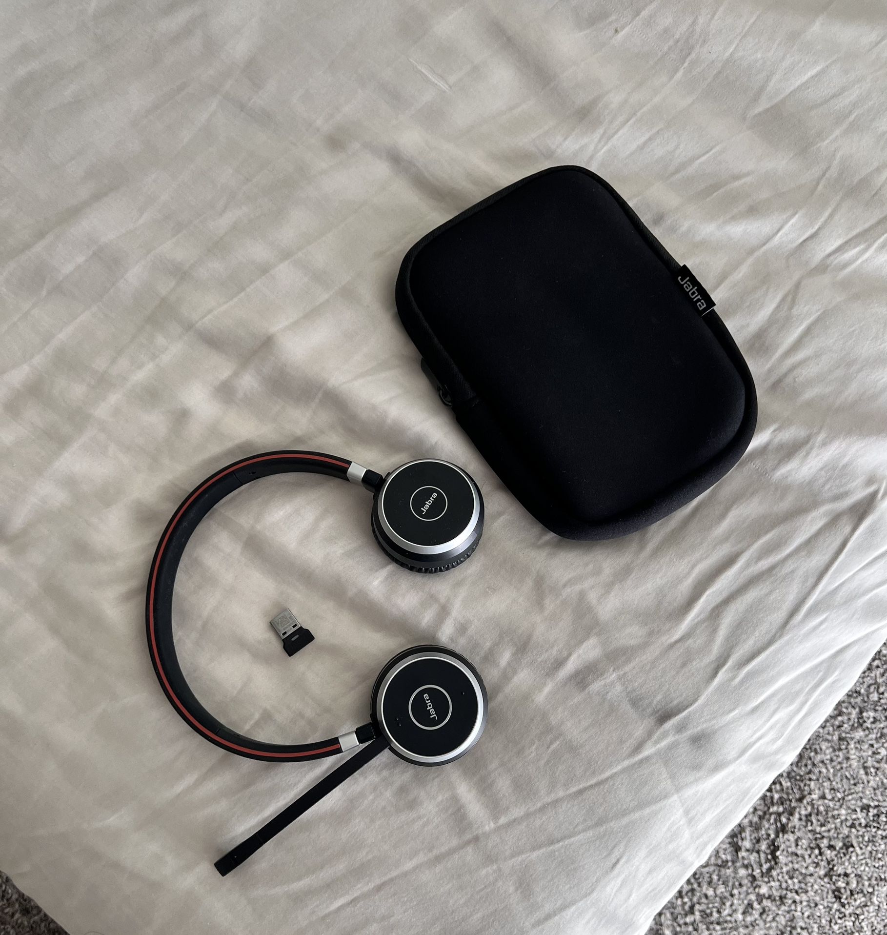Jabra Evolve 65 SE - Bluetooth Headset with Noise-Cancelling Microphone