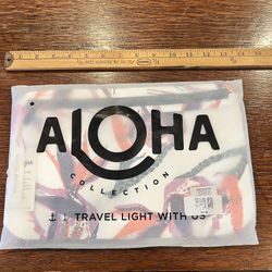 Large Aloha Bird Of Paradise Pouch. NWT