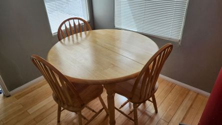 Round Wood Dining Table with 3 Chairs