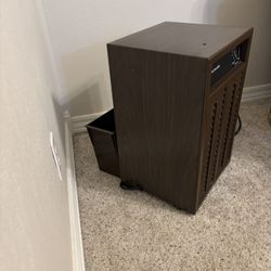 Dehumidifier 