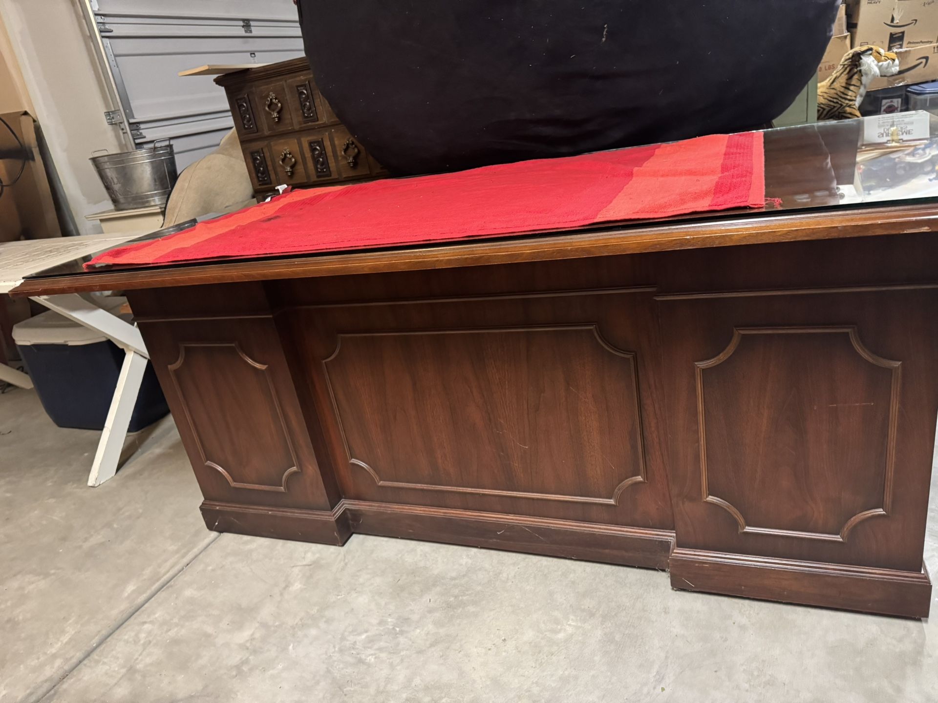 Executive Style Wood Desk