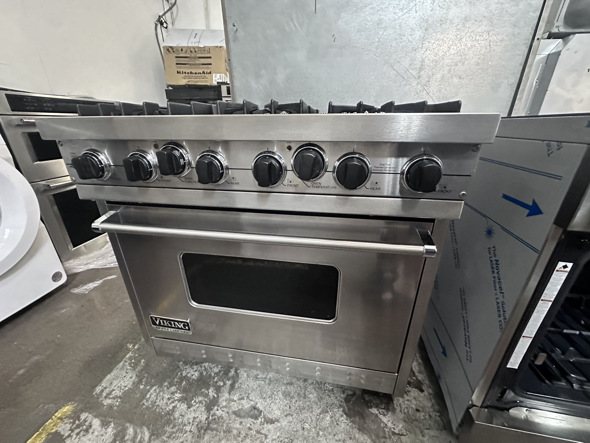 36” Viking Dual Fuel Range Stainless steel