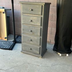 Grey 5 Drawer Dresser 