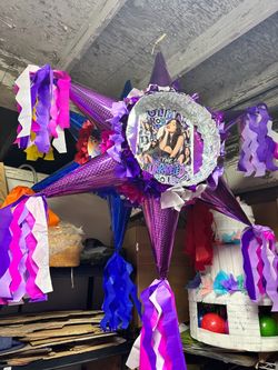Custom Olivia Rodrigo 3D star pinata