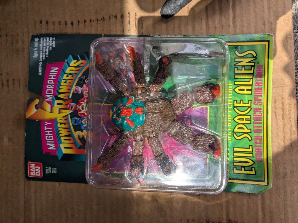 NIB Power Ranger Mighty Morphin Evil space aliens Snatch attack Spidertron