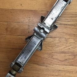 NISSAN MOTOR Emergency Scissor Jack