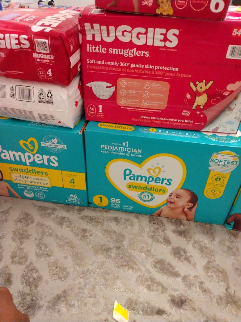 Pampers And Huggies Brands 