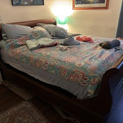 CALI KING SLEIGH BED MAPLE WOOD FRAME / BEAUTY REST MATTRESS
