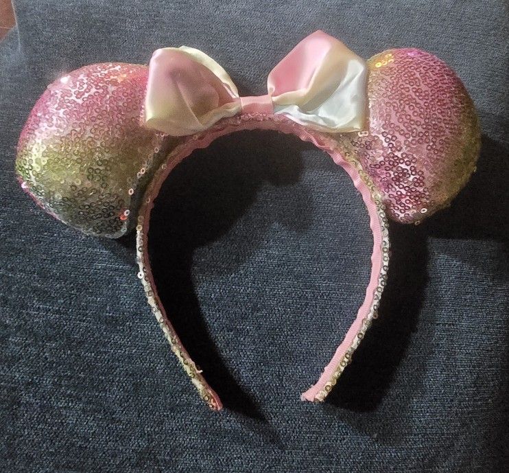 Minnie Mouse Ears