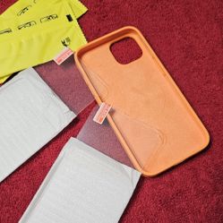 Iphone 15 Magnetic Case (orange)