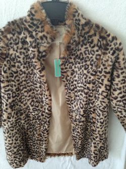 Girls size 7/8 animal print coat NWT