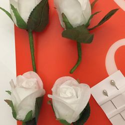 Silk Rose Boutineers