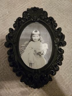 HALLOWEEN- Creepy Vintage Photo