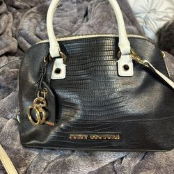 Gorgeous Rare Juicy Couture Black Leather Cross Body Bag