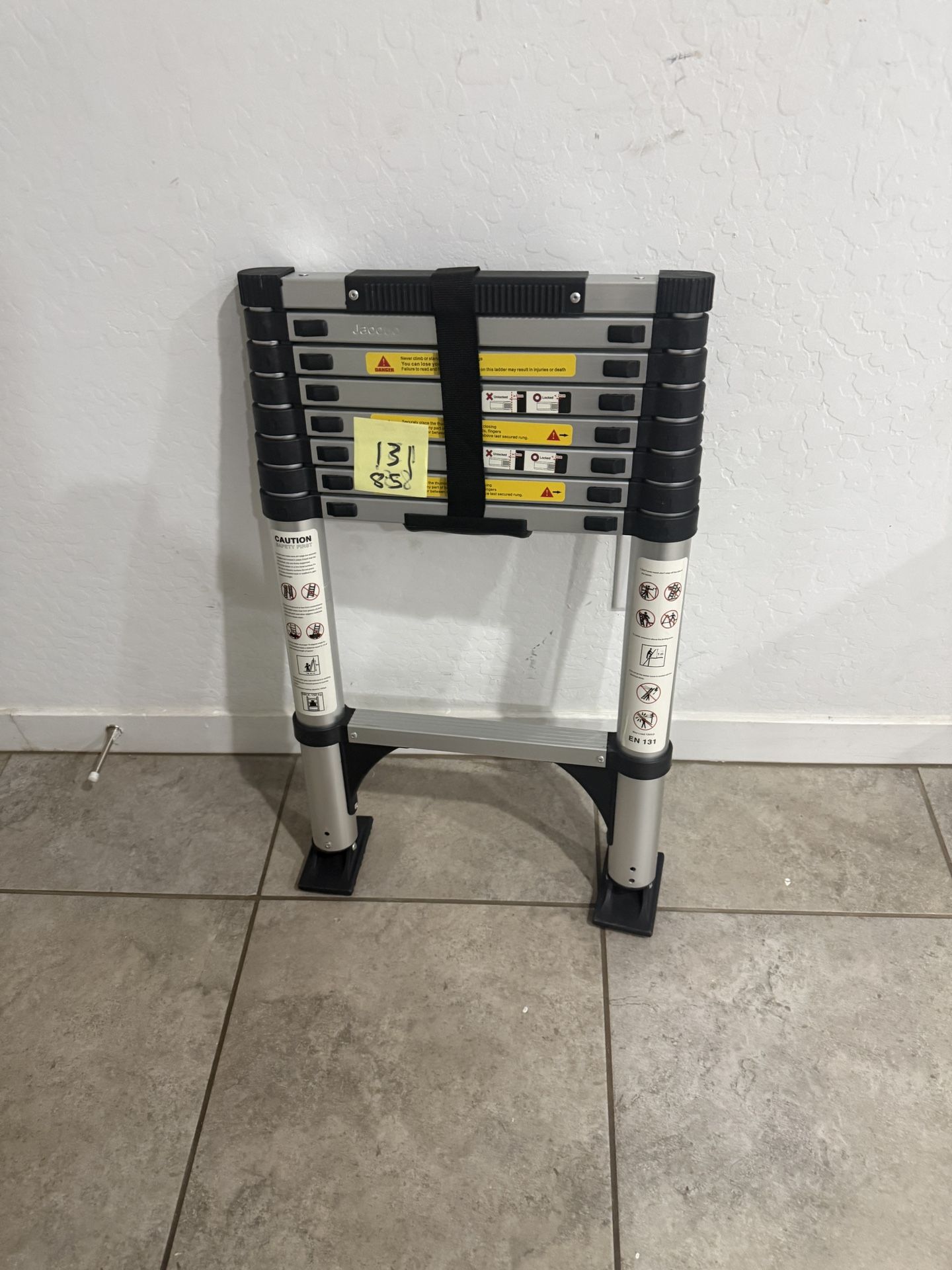 Heavy duty telescopic ladder - L131 - 8.5 feet