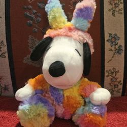 EASTER HALLMARK PEANUTS SNOOPY RAINBOW  BUNNY RABBIT PLUSH TOY 8"