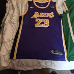 Lebron James Jersey
