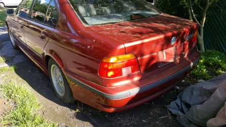 Parting 99 BMW 528i automatic
