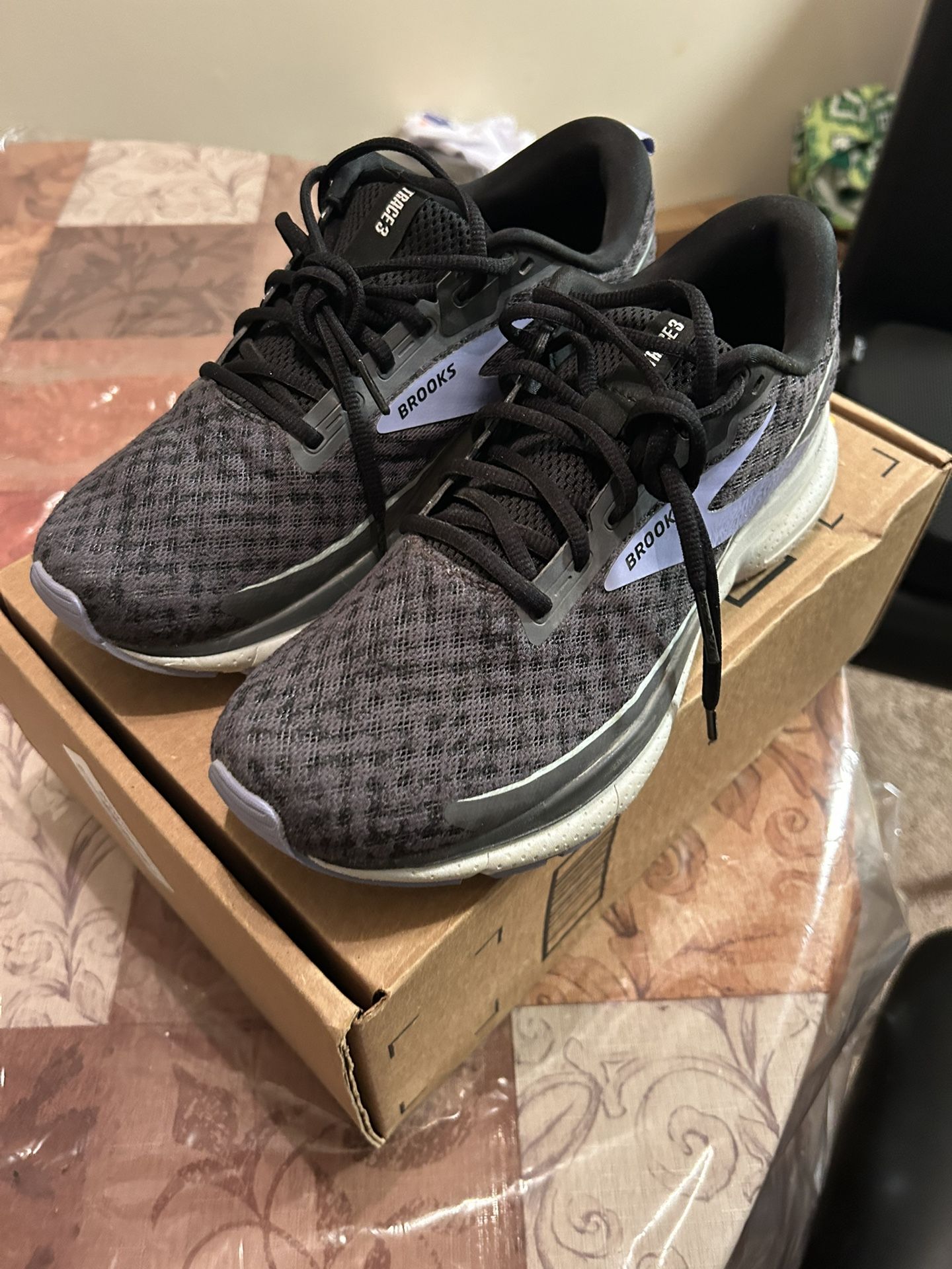 Women’s Brooks Trace 3 Size 10.5 - Worn Once