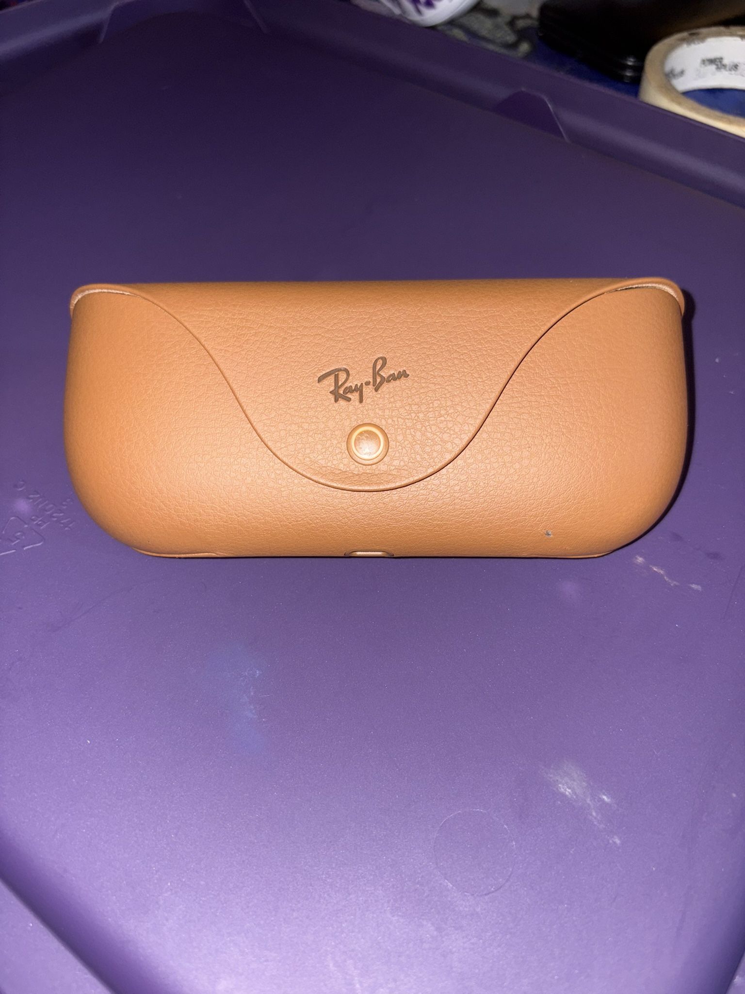 Ray-Ban Meta Charging Case