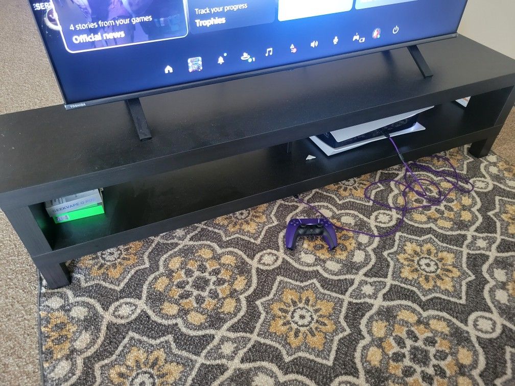 Small Entertainment Shelf