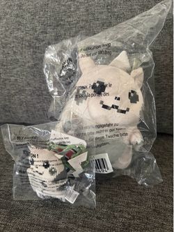 Pokemon Center Retro Pikachu 1996 Style Plush & Key Chain Set 30th Anniversary