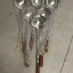 Large Commercial Stainless Steel Soup Ladle With Wooden Handle