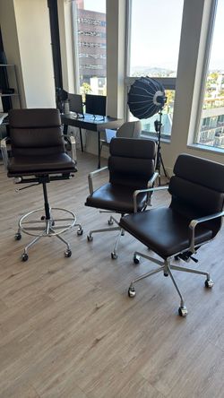 Soft-Pad Office Chair (Mid-Back) - Aluminum Frame