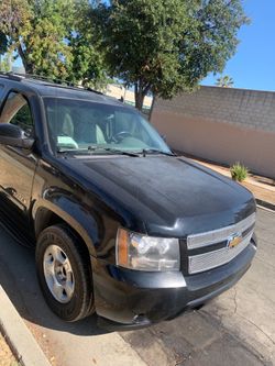 Chevy Tahoe  2007 - $2100 185,000 miles