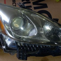 2008 Lexus Xenon Right Side Headlight 