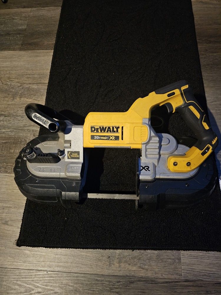 Dewalt Ban Saw  "5 DCS374