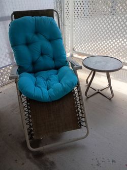 Zero Gravity Recliner Chair with Cushion and side table