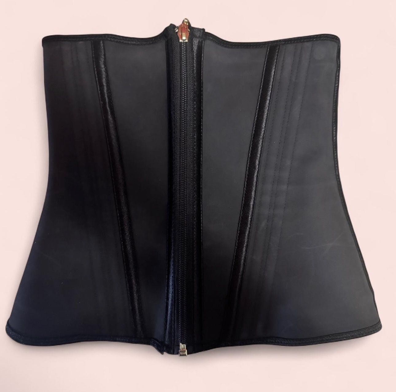 Black corset waist trainer #waisttraining