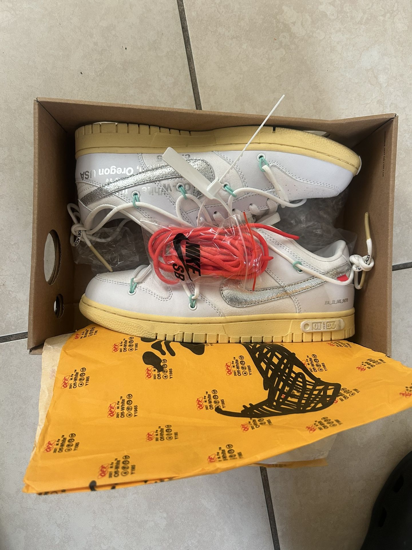 Off White