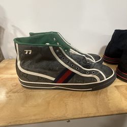 Size 13 2 Pairs 
