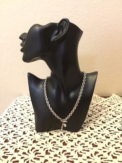 Vintage CAROLEE Necklace.  Small Heart and Key Charm Chain Toggle Clasp Necklace.  Collectible. 16” 31 Grams