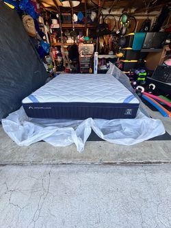 DreamCloud Premier, Cal King Mattress Retails for $1,149 💤💤💤💤💤💤💤💤💤💤