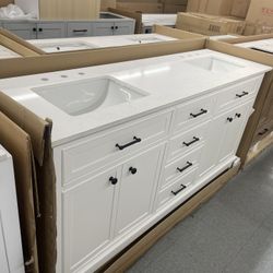 Bathroom vanity cabinet 72” solid Oak Quartz top with sinks and backsplash 