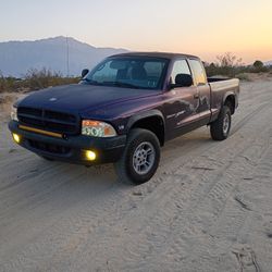 1999 Dodge Dakota