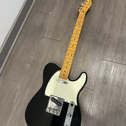 Fender American Professional II Telecaster Maple Fingerboard Electric Guitar Black