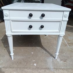 Antique Refinished Wood 1-Drawer End Table 